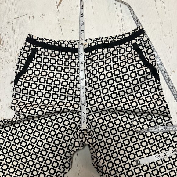 Talbots Capri Pants Size 4 Petite Black and White Geometric Cotton Stretch - Picture 4 of 7